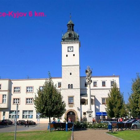Cyklo Ubytovani A Vinny Sklep Zadovice Экстерьер фото